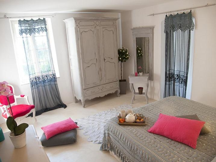 Domaine La Parpaille Hotel คุคุรง ห้อง รูปภาพ